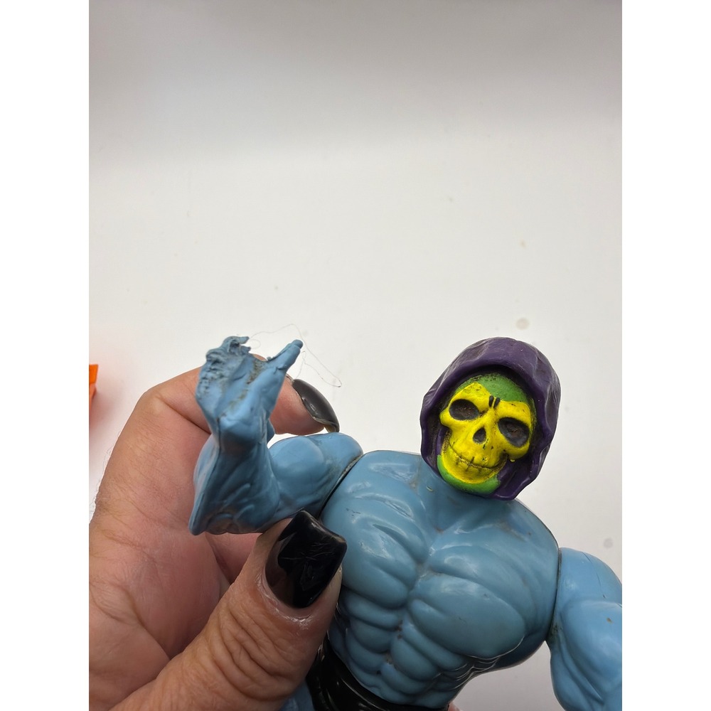 Vintage 1984 Masters of the Universe Collectors Case & Action Figure Lot Mattel - Picture 16 of 16